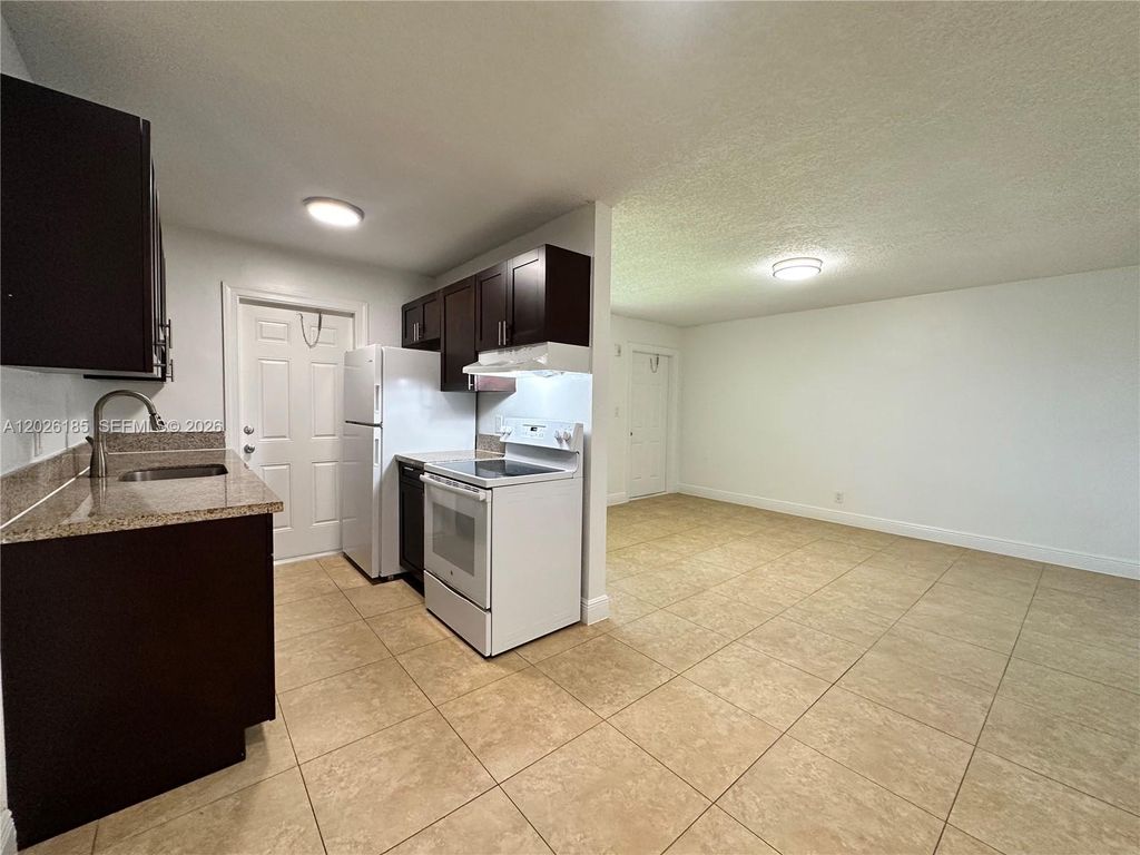 Photo of 2900 NE 17th Ave #204, Pompano Beach, FL 33064 (MLS # A12026185)