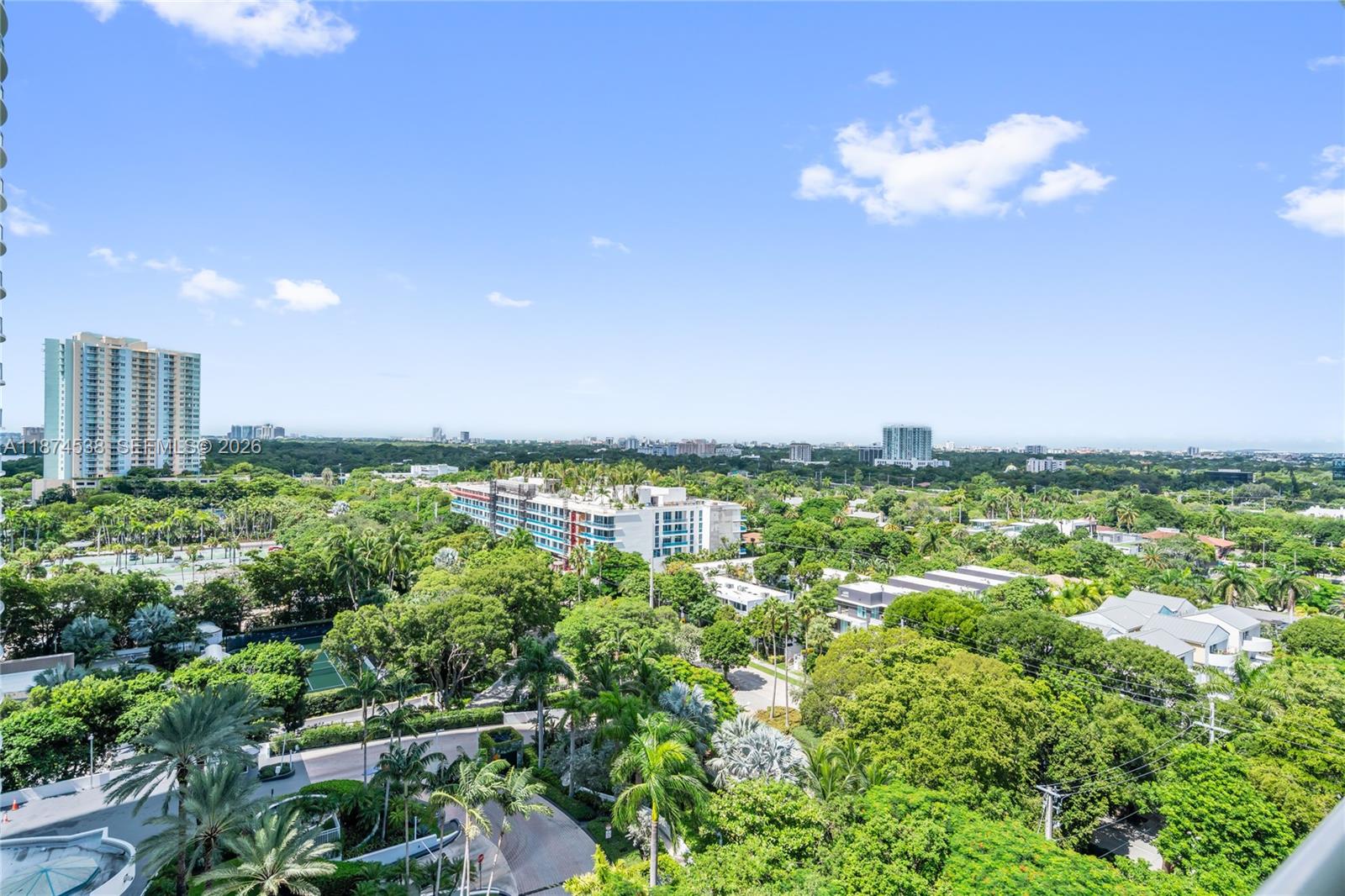 ATLANTIS ON BRICKELL COND - Residential