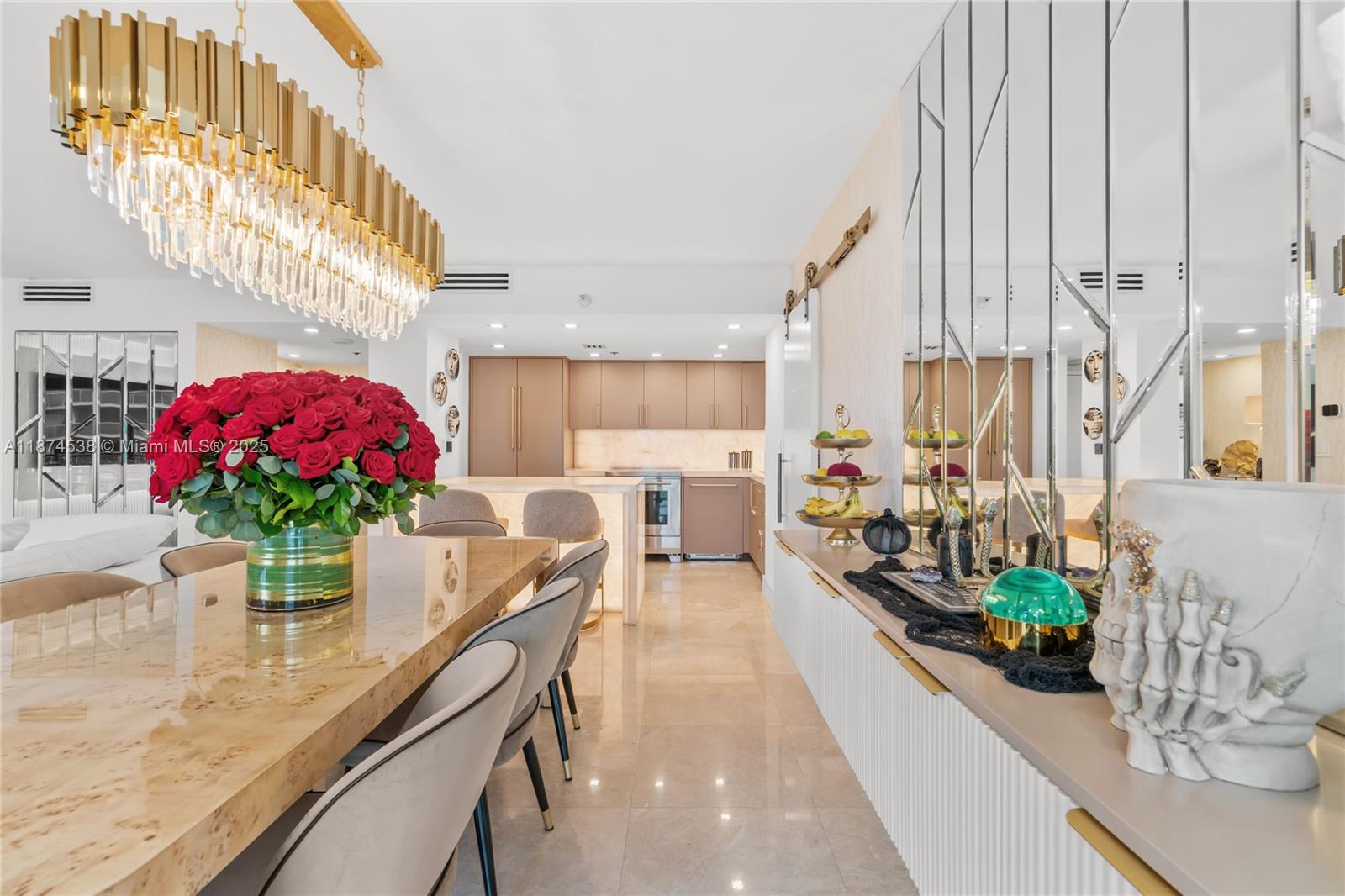 ATLANTIS ON BRICKELL COND - Residential