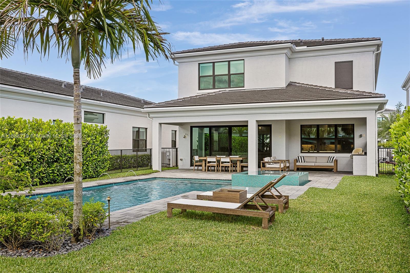 13467 Artisan Cir