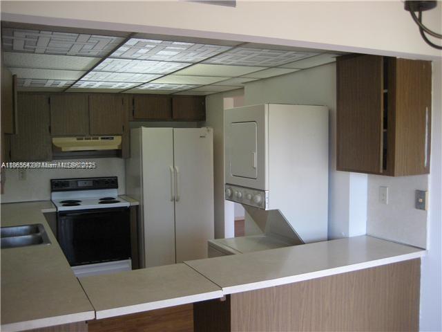 MILLER GARDENS CONDO - Residential