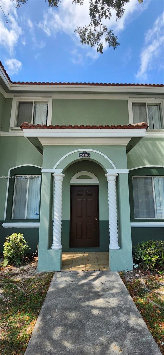 SHOMA TOWNHOMES AT KEYSCO - Residential Lease