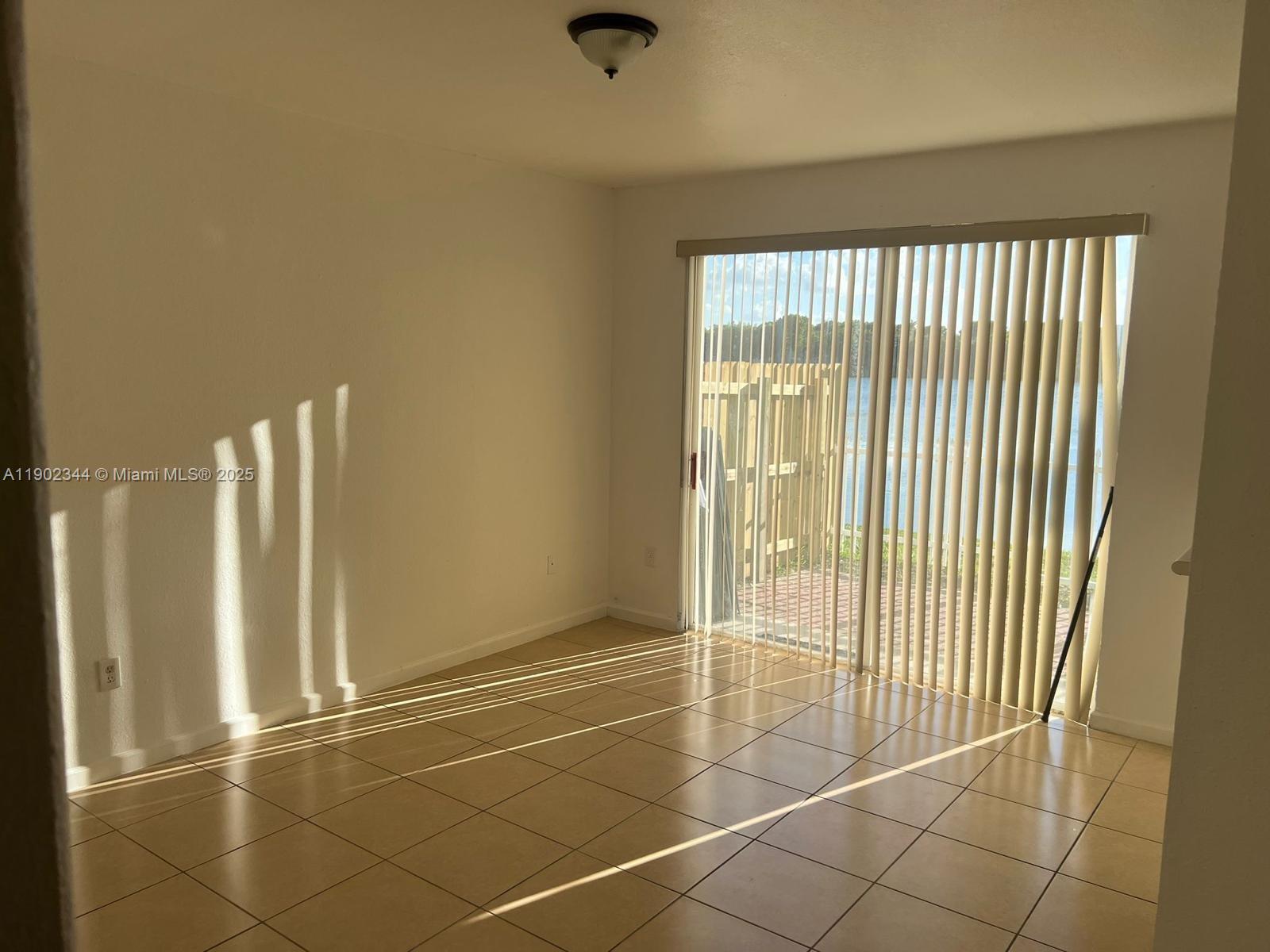 SHOMA TOWNHOMES AT KEYSCO - Residential Lease