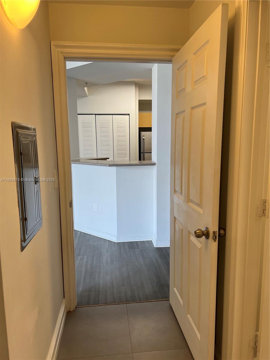 REGENT PARK CONDO - Residential