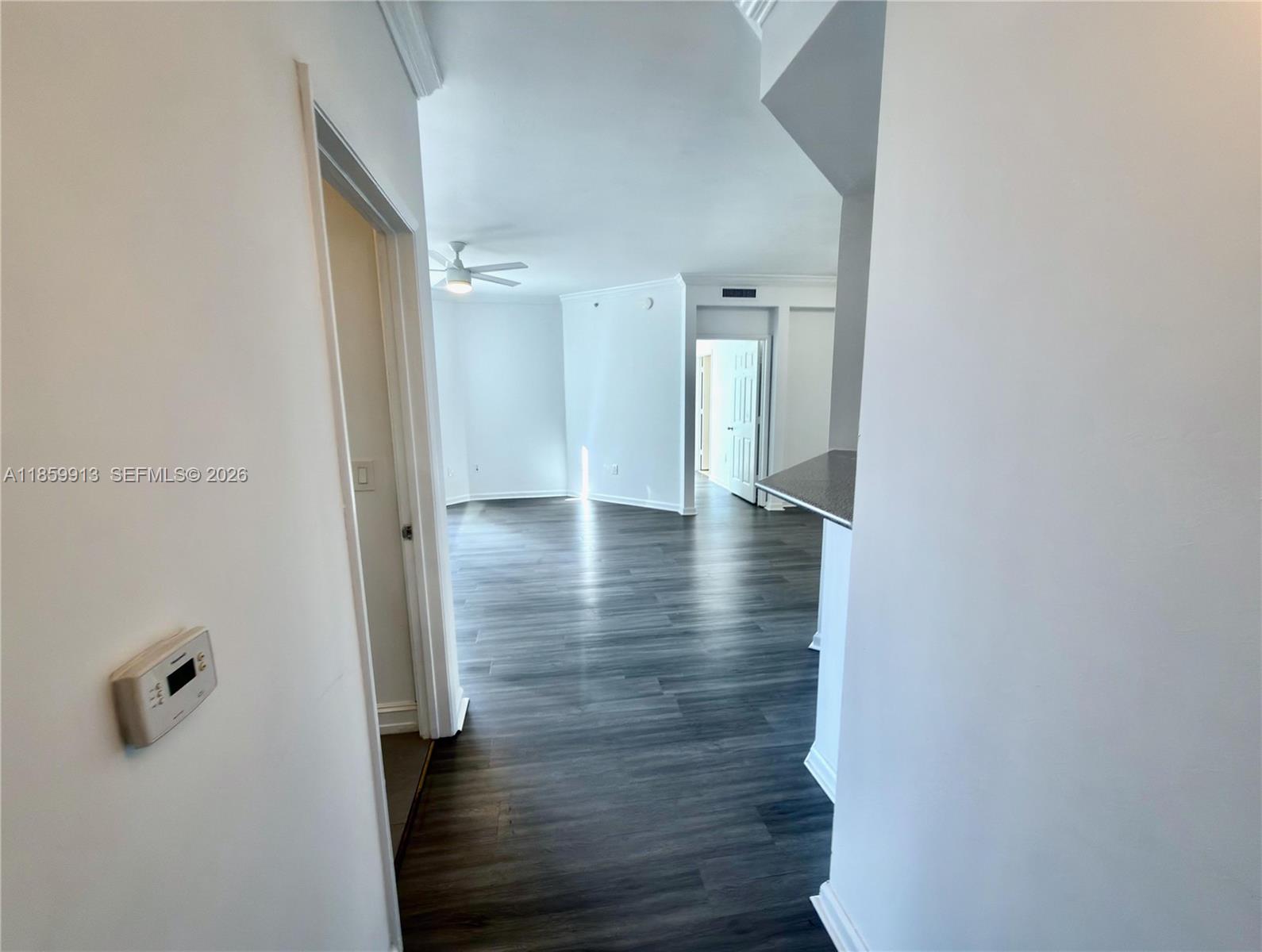 1919 Van Buren St 818A