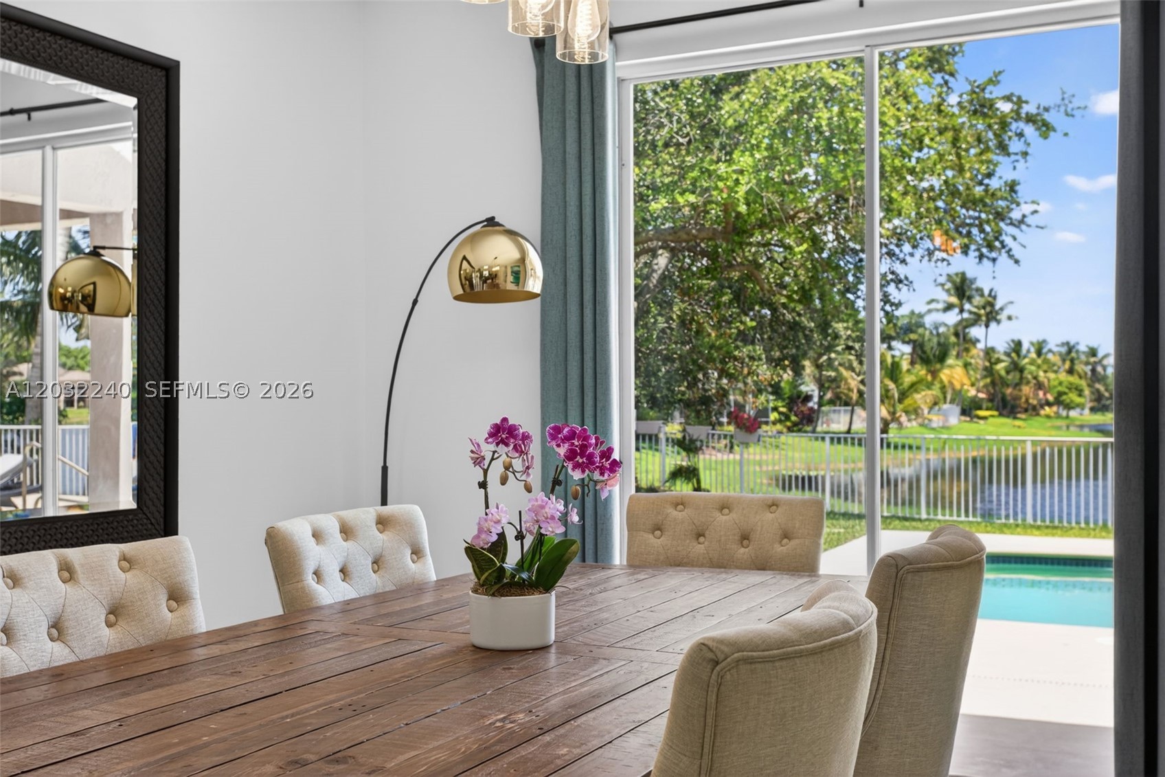 480 Cambridge Dr