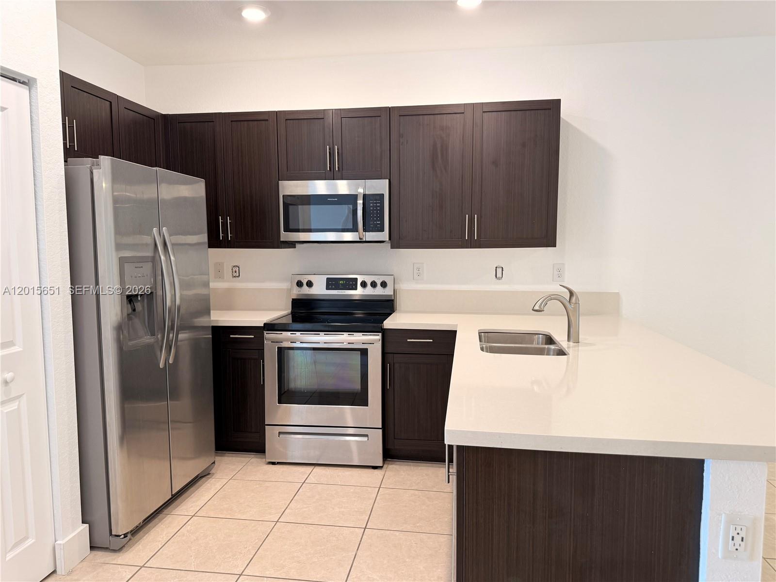 KEYS GATE RESIDENTIAL - Residential Lease