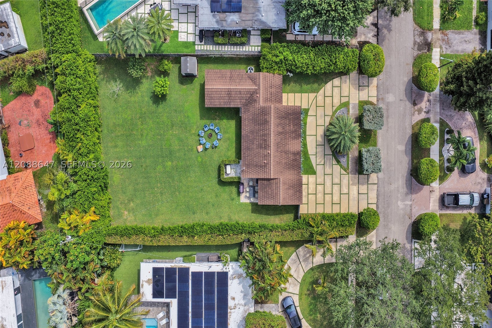 2105 Alamanda Dr 0