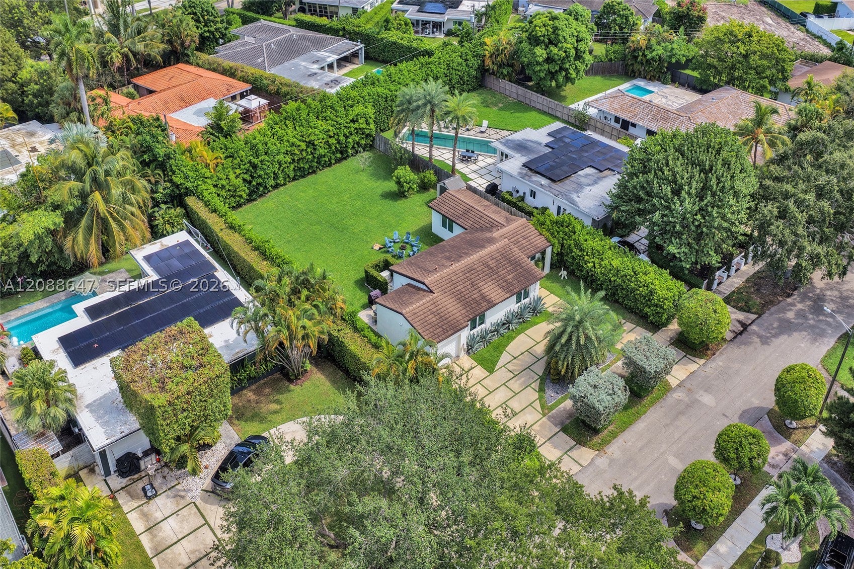 2105 Alamanda Dr 0