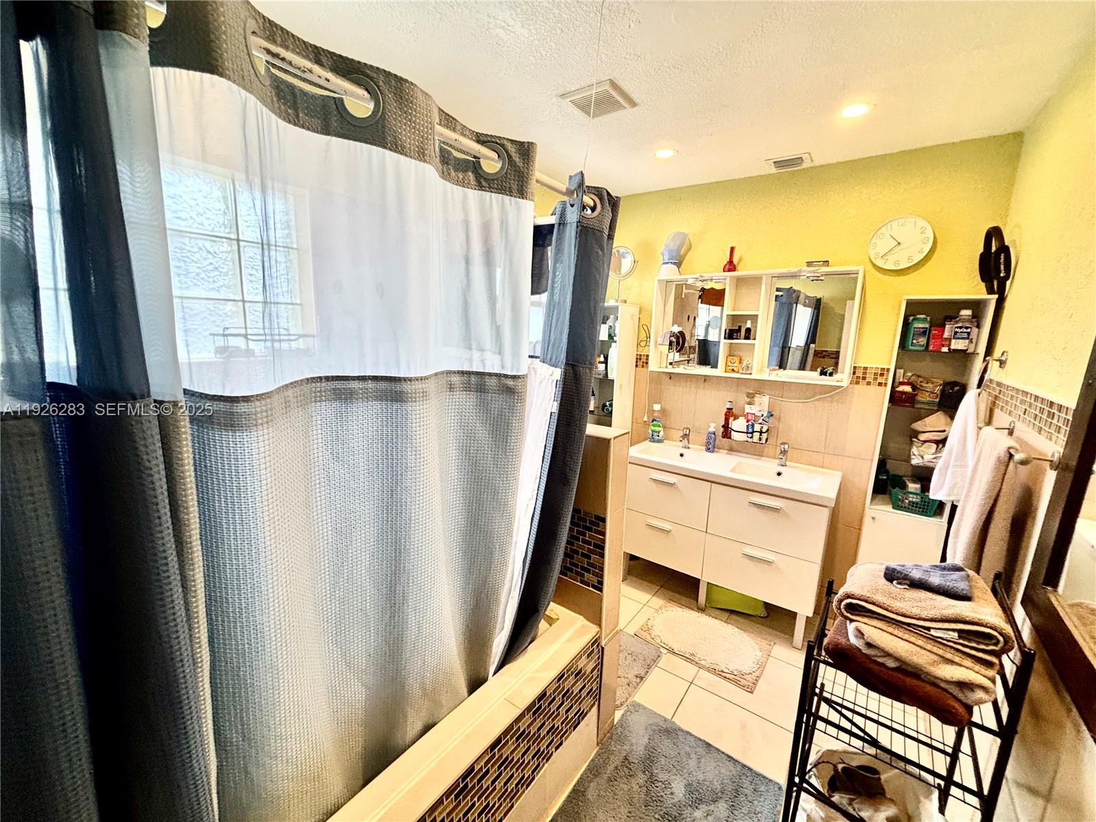 MIRAMAR SEC 5 - Residential