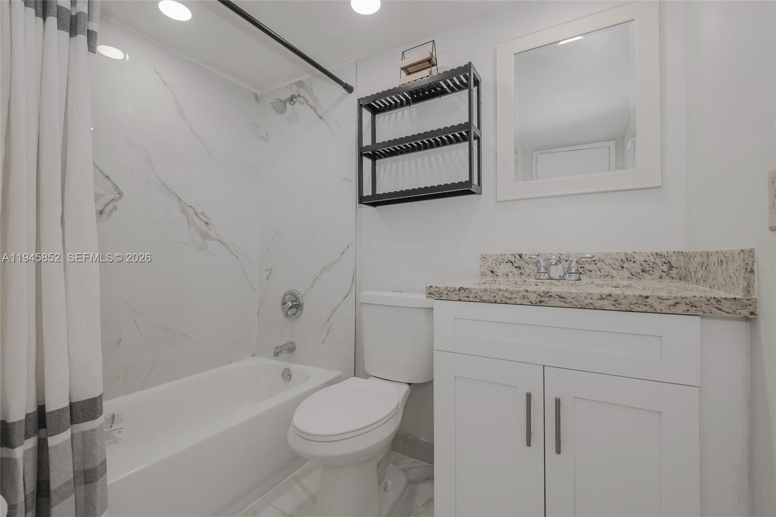 PARKSIDE NO 2 CONDO - BLD - Residential