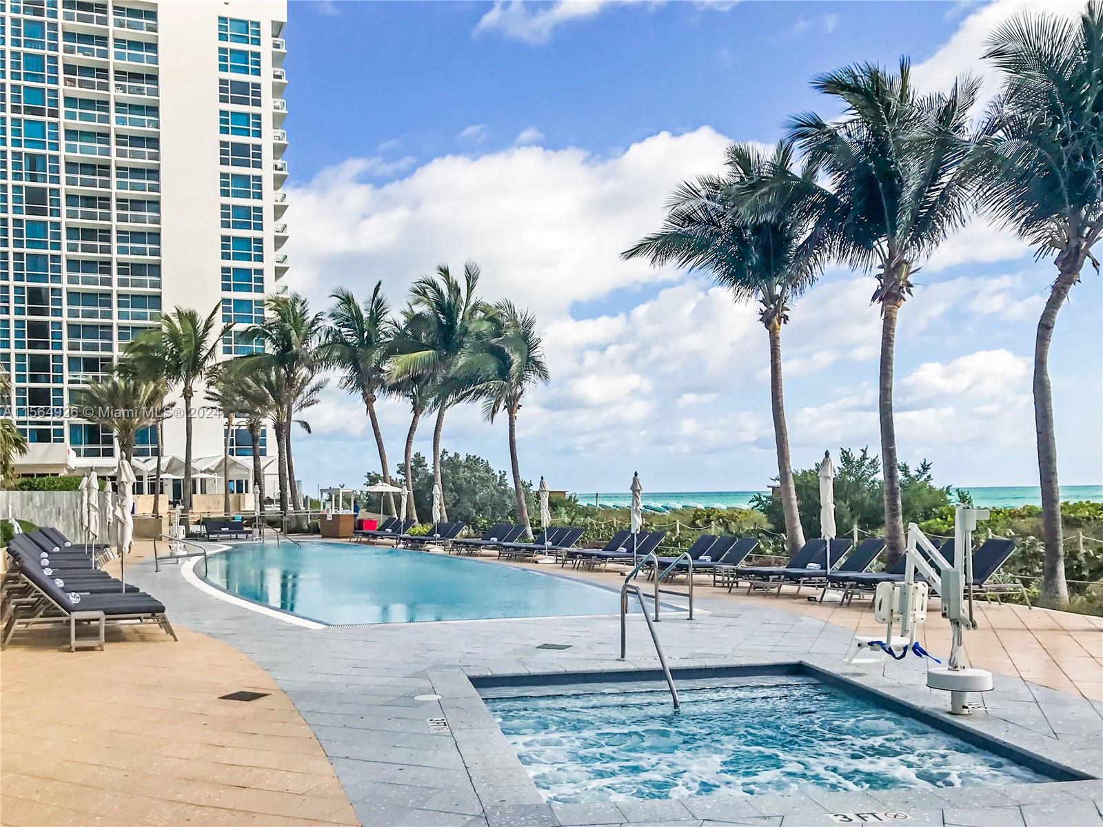NORTH CARILLON BEACH - Residential