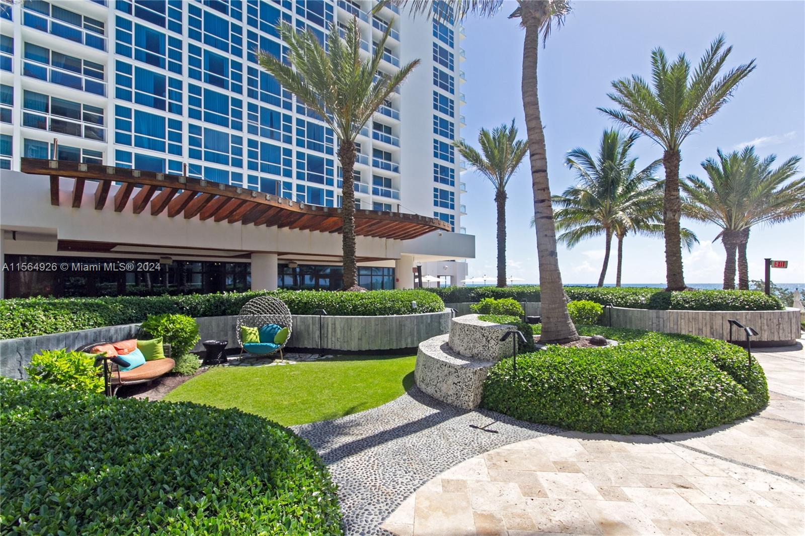 NORTH CARILLON BEACH - Residential