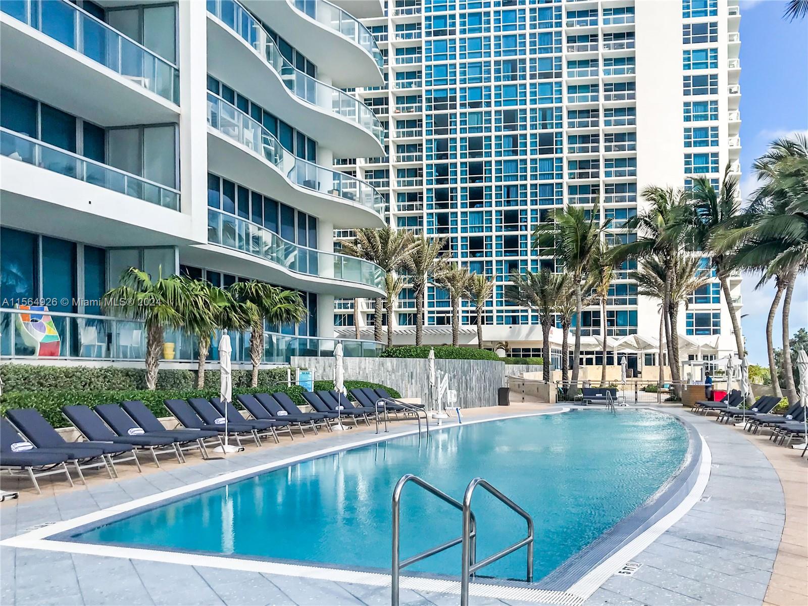 NORTH CARILLON BEACH - Residential