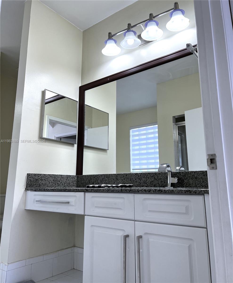 A D G SUB - Residential Lease