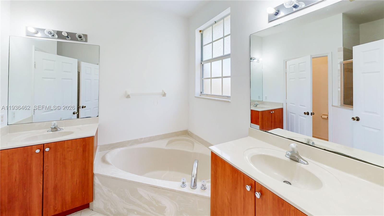 PORTOFINO VILLAS WEST - Residential