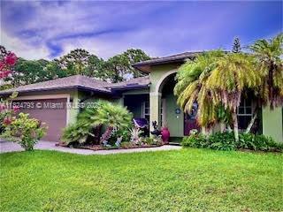 1025 SW Placetas Ave, Port St. Lucie, FL, 34953/$429,000 1 1025 SW Placetas Ave