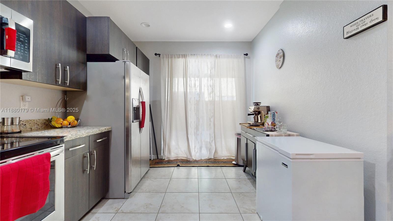 KEYS GARDEN - Residential