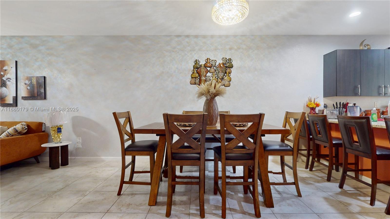 KEYS GARDEN - Residential