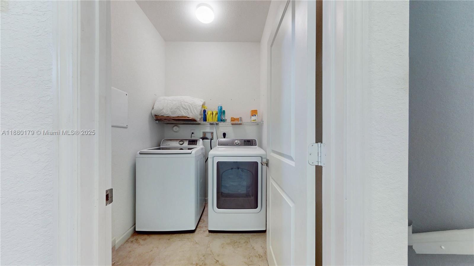 KEYS GARDEN - Residential