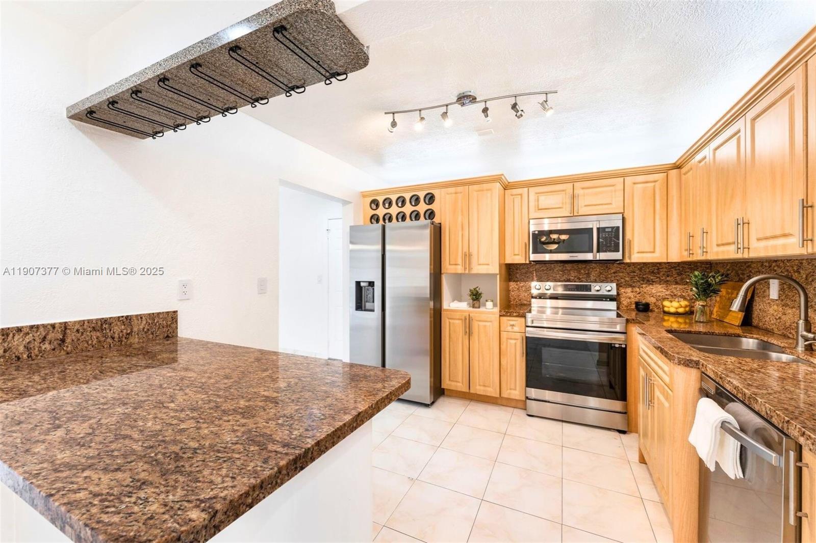 FAIRWAY ESTATES SEC 7 - Residential