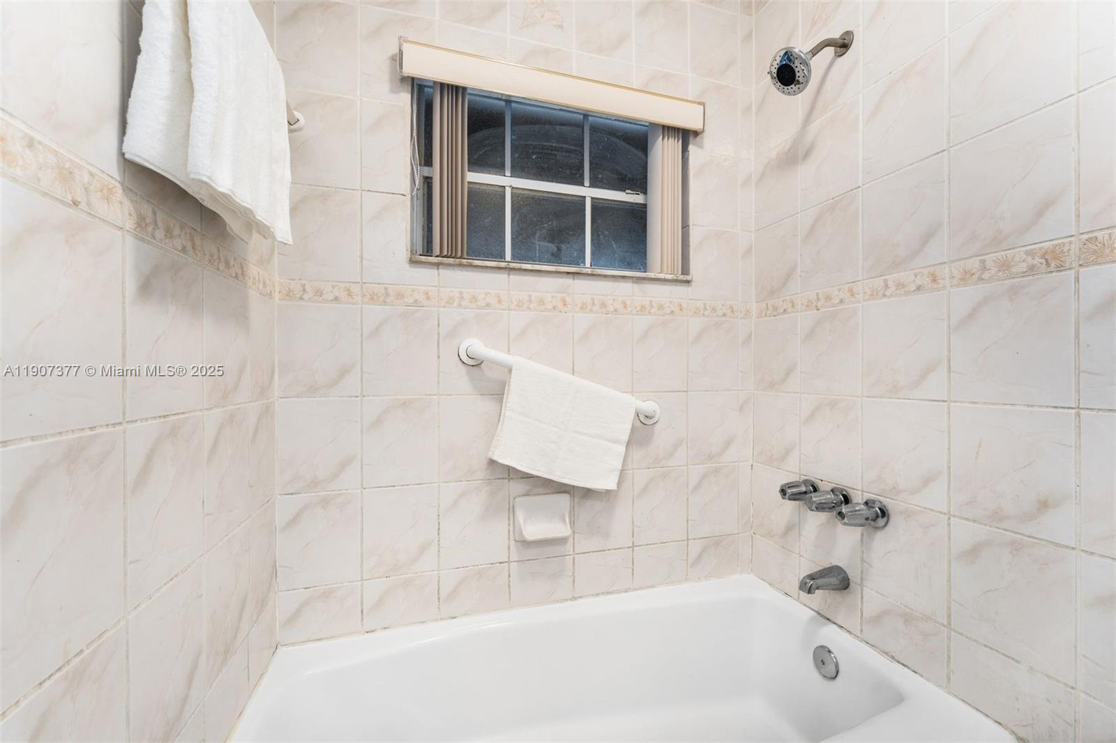 FAIRWAY ESTATES SEC 7 - Residential