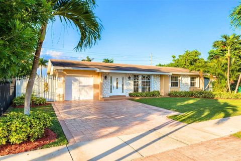 10835 SW 152nd Ter Miami FL 33157