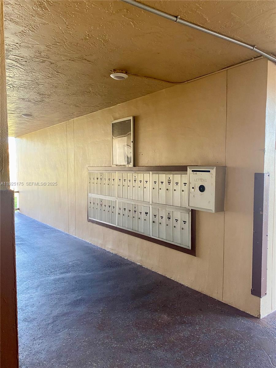 SUNRISE LAKES 97 CONDO - Residential