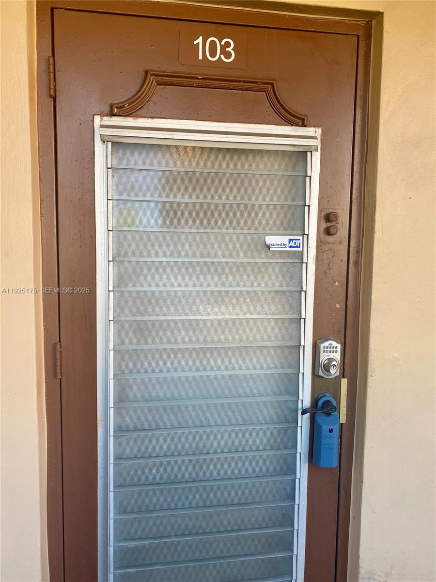 9261 Sunrise Lakes Blvd 103