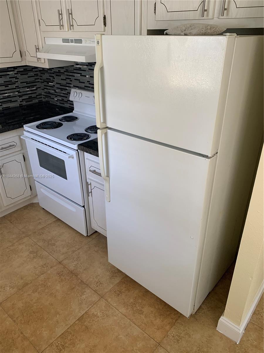 KINGS POINT MONACO CONDOS - Residential Lease