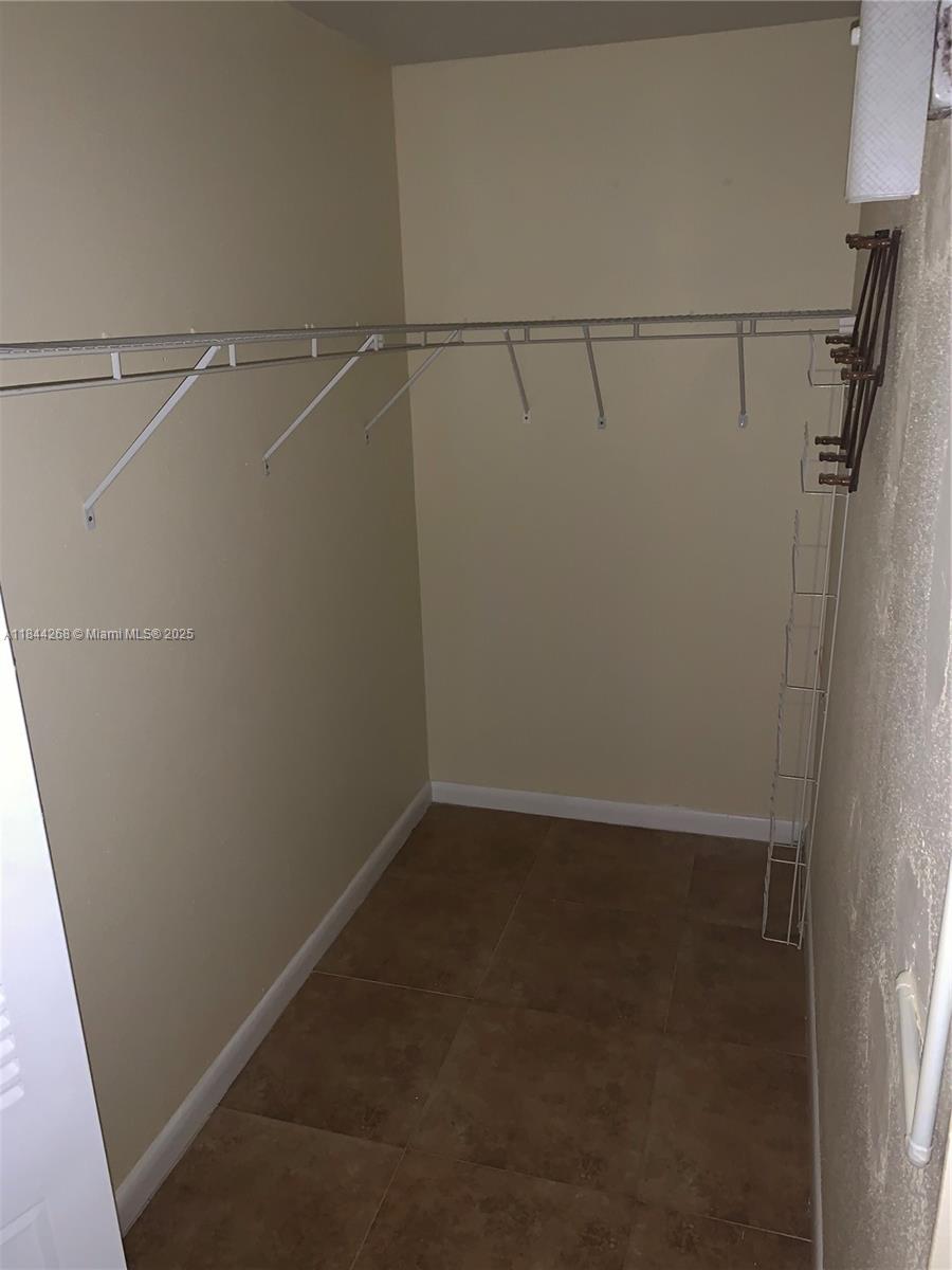 KINGS POINT MONACO CONDOS - Residential Lease