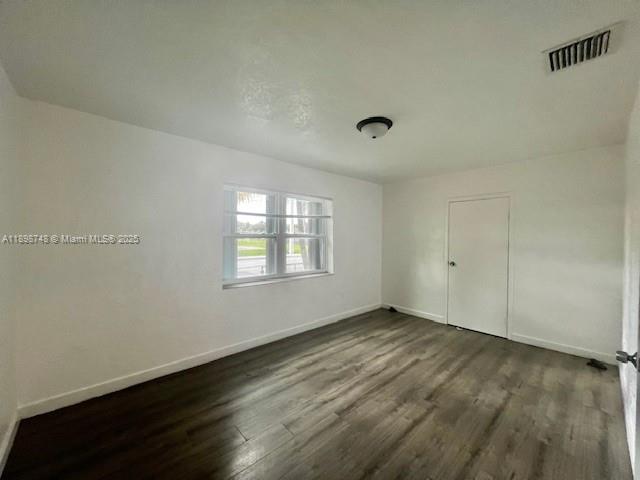 IRONS MANOR 2ND ADDN - Residential Lease