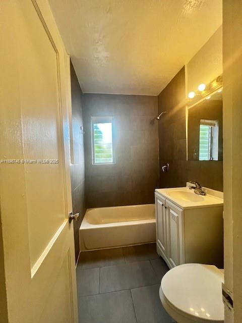 IRONS MANOR 2ND ADDN - Residential Lease