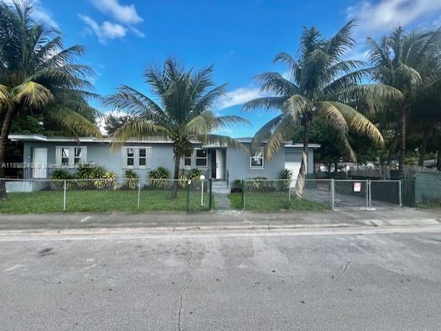 Fully remodeled 3 Bedrooms 2 Bathrooms Property Part of a Duplex in the heart of North Miami across from North Miami Senior High School, North Miami Public library, an amazing location close to shopping, restaurants, Bus lines and public transportation. This property features Stainless Steel Brand new appliances, remodeled bathrooms and 1 Car garage.