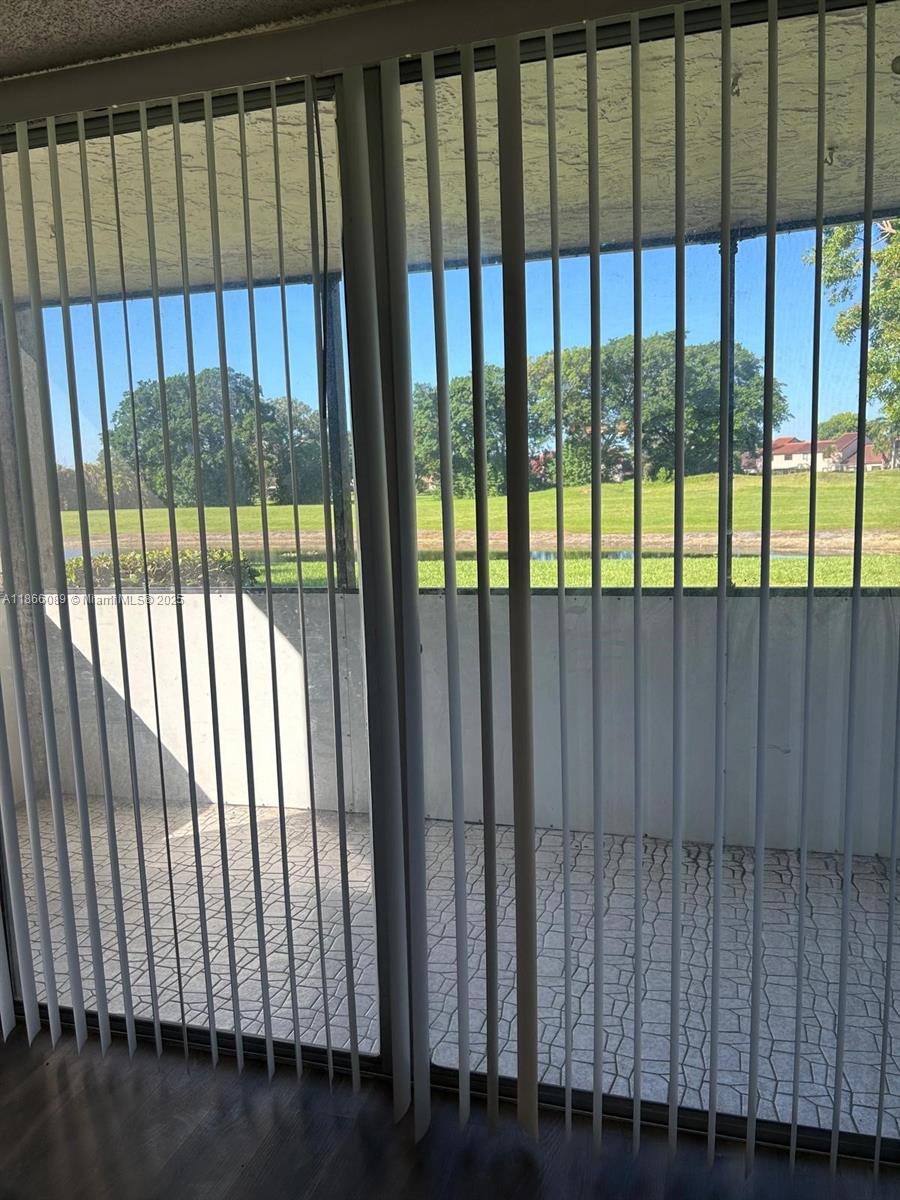 CONDOMINIUM 8 OF ENVIRON - Residential Lease