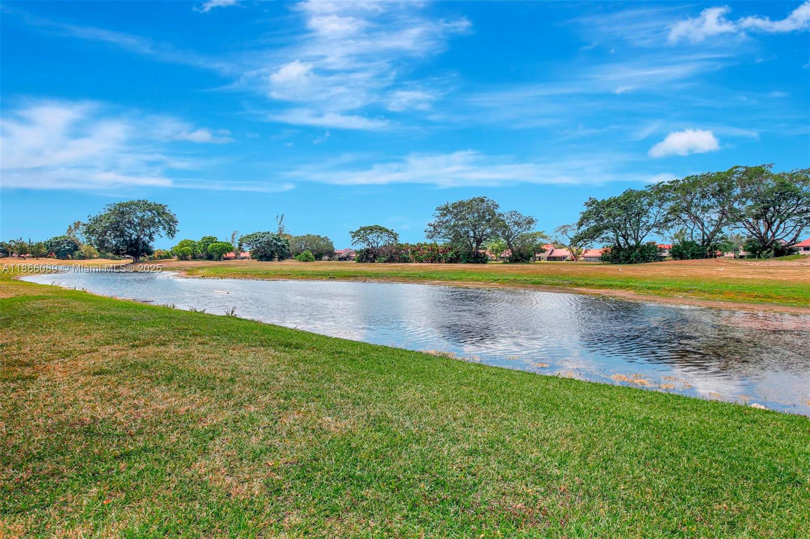 CONDOMINIUM 8 OF ENVIRON - Residential Lease