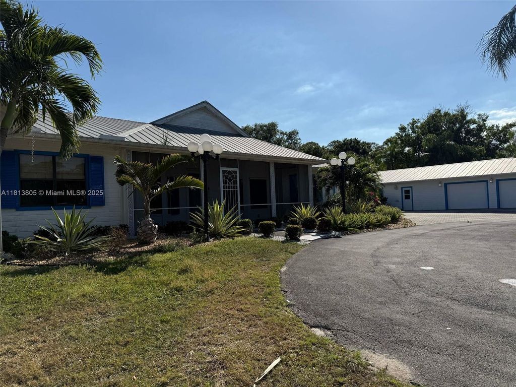 Photo of 5584 SW Quail Hollow St, Palm City, FL 34990 (MLS # A11813805)