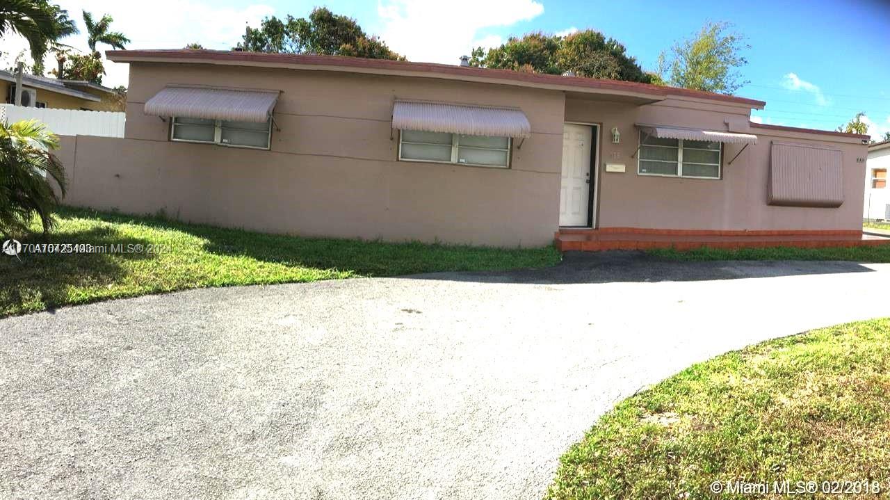 Rental Property at 956 W 68th St, Hialeah, Miami-Dade County, Florida - Bedrooms: 4 
Bathrooms: 2  - $3,800 MO.