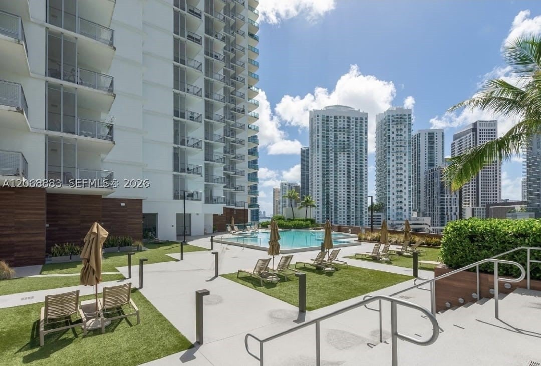 350 S Miami Ave 3213