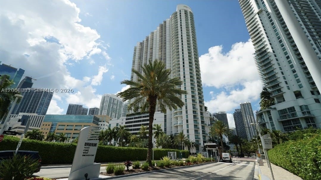 350 S Miami Ave 3213