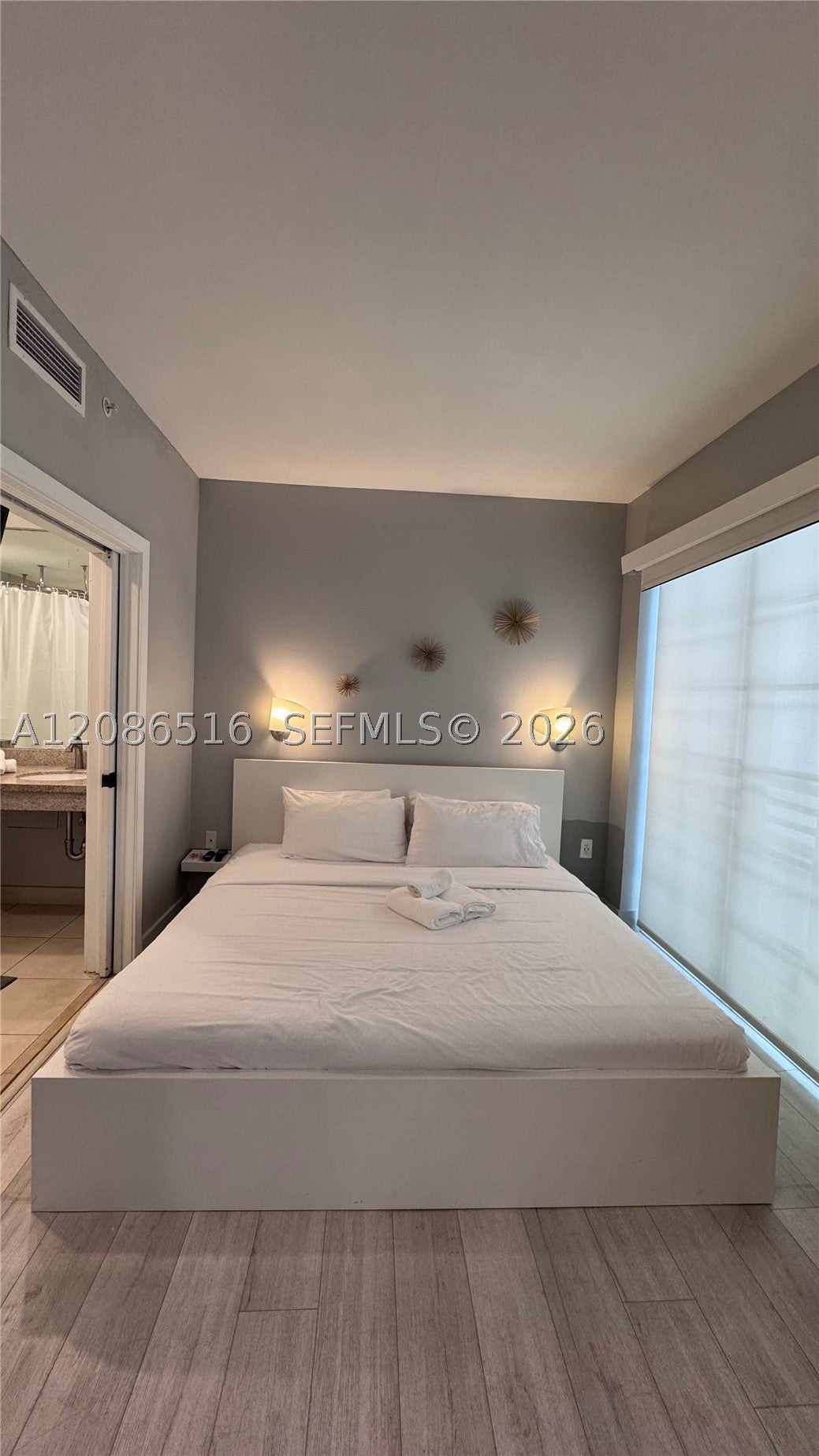 1036 Ocean Dr