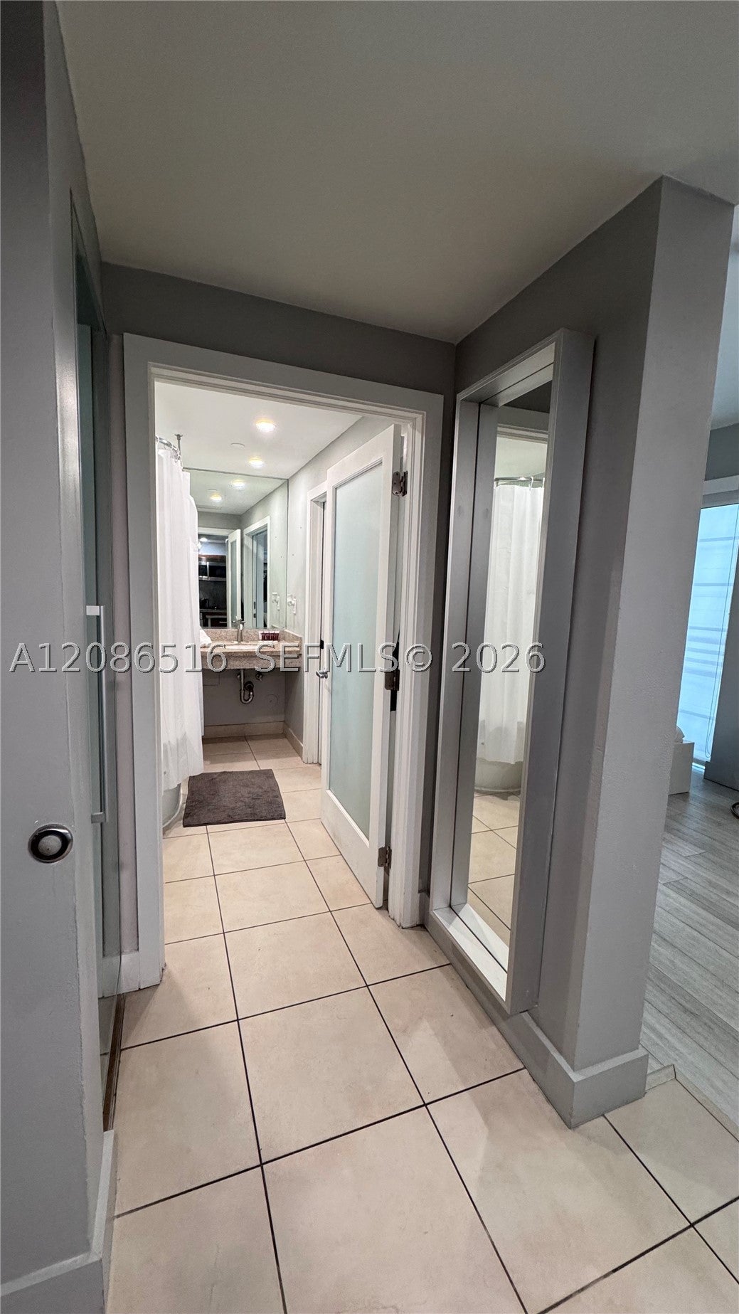 1036 Ocean Dr B205, Miami Beach, FL, 33139/$269,000 1 1036 Ocean Dr B205