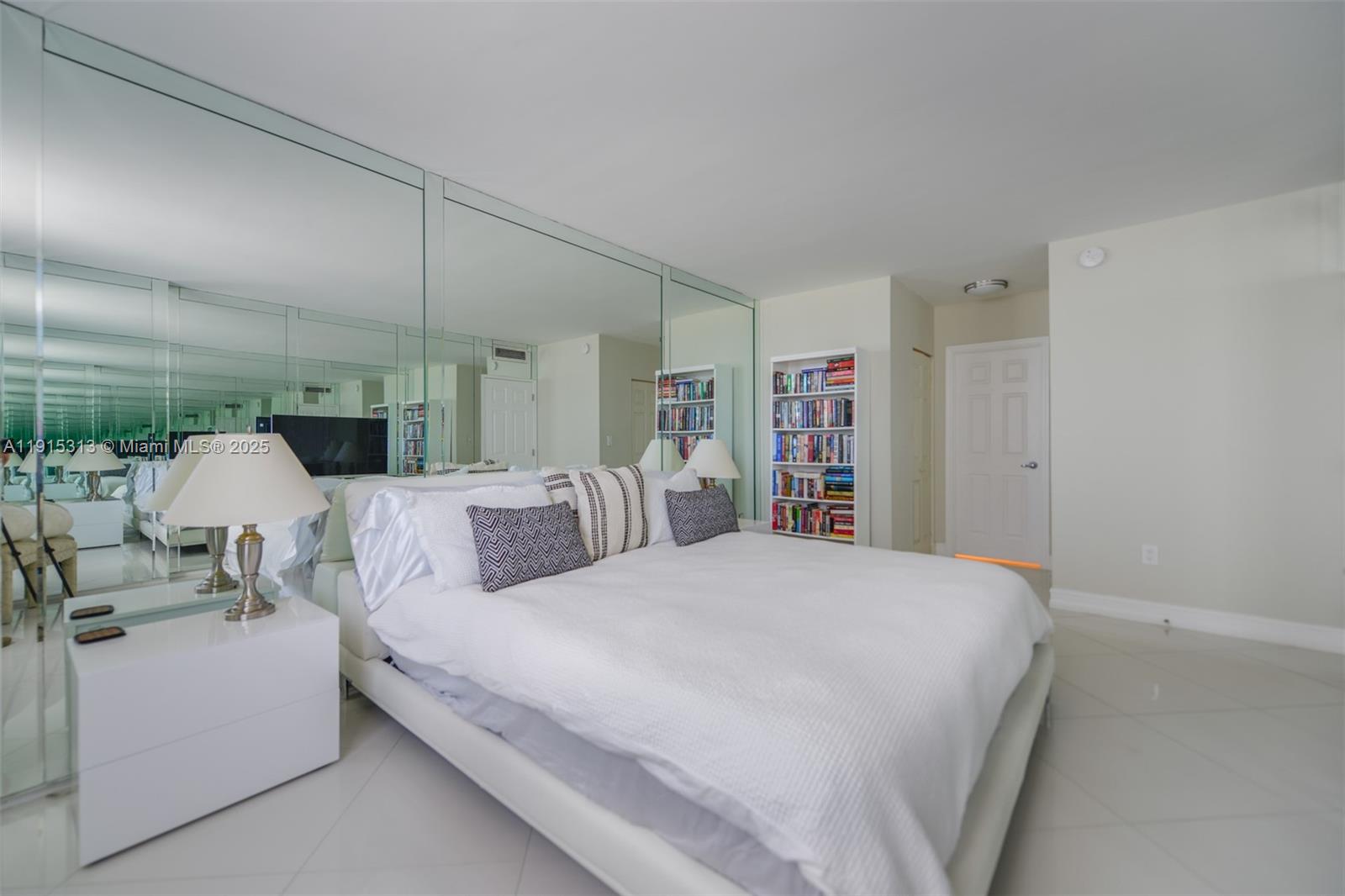 HEMISPHERES CONDO - Residential