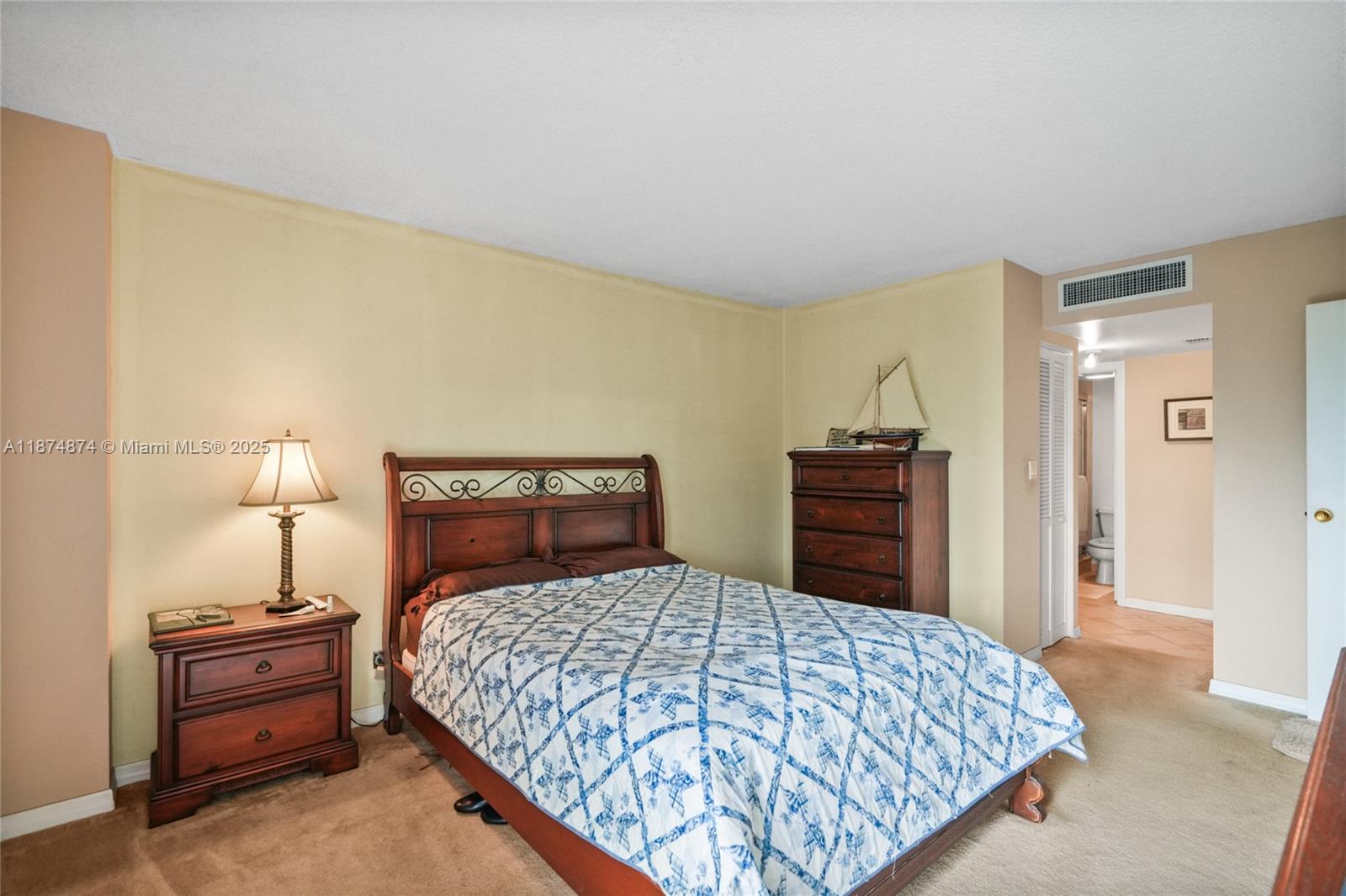 BISCAYA IV CONDO - Residential