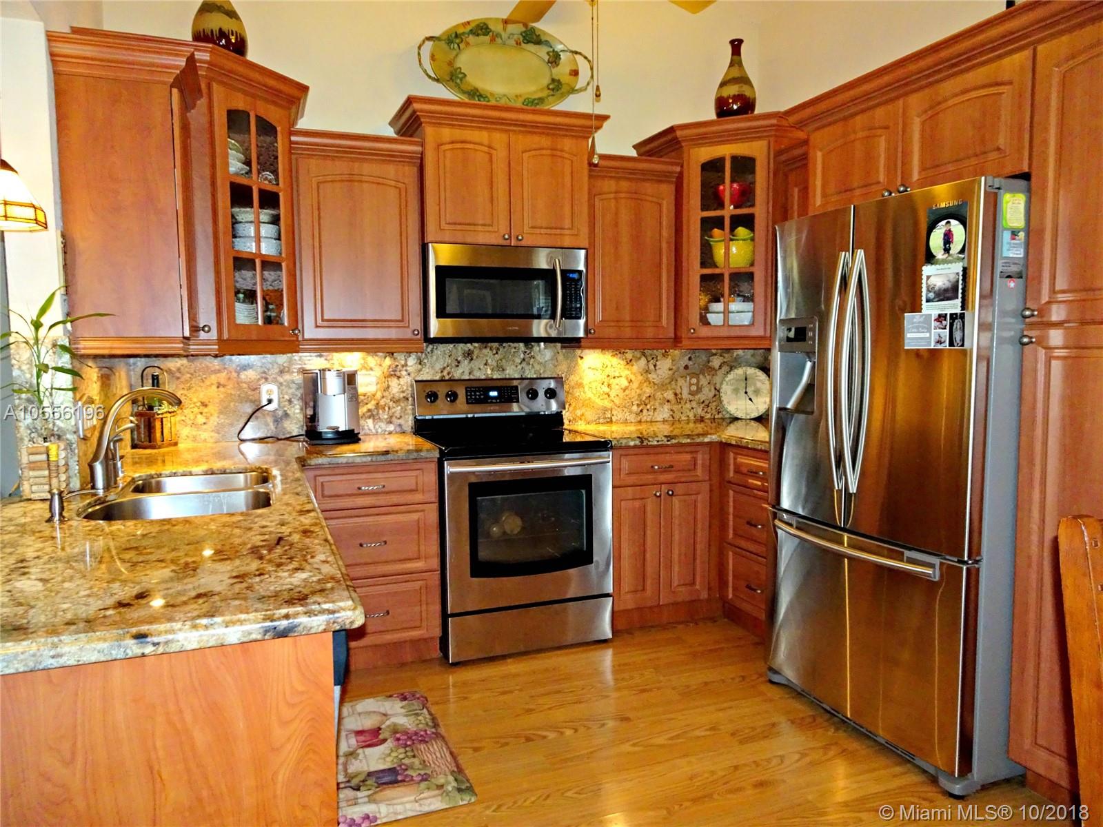 FAMILY HOMES - Residential