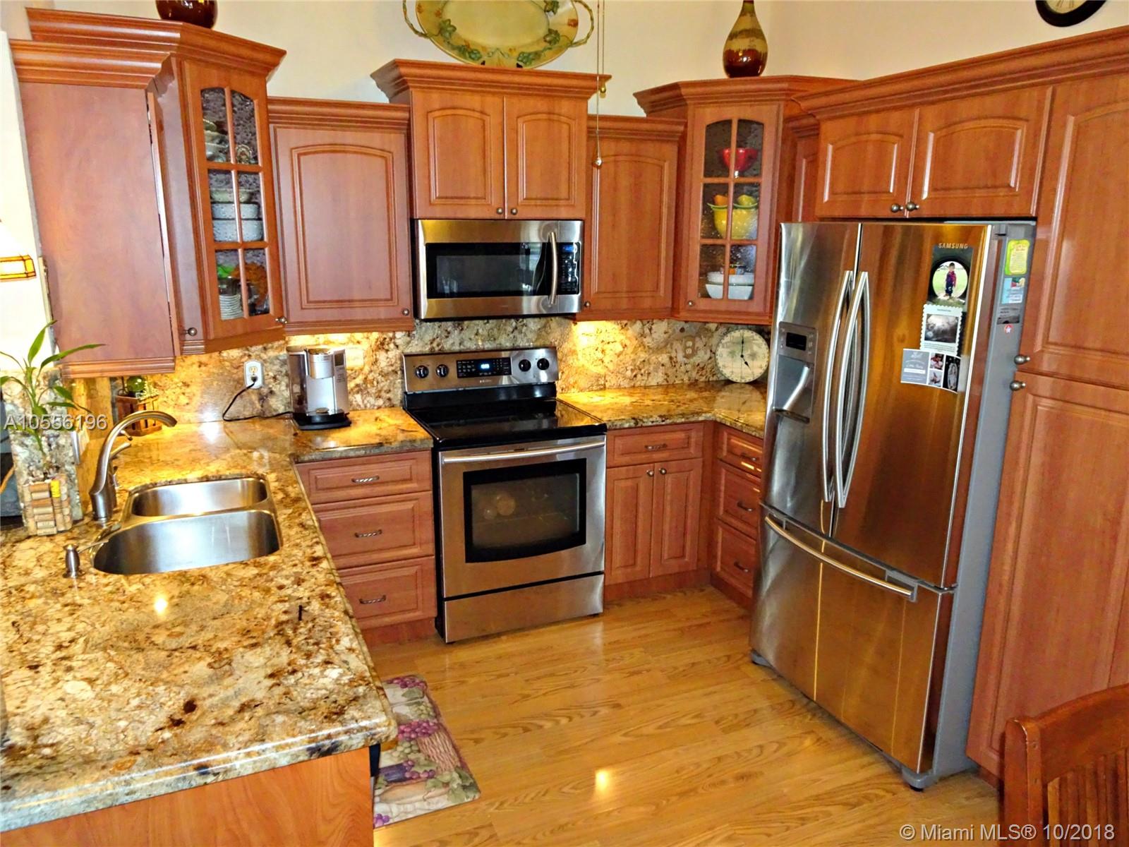 FAMILY HOMES - Residential