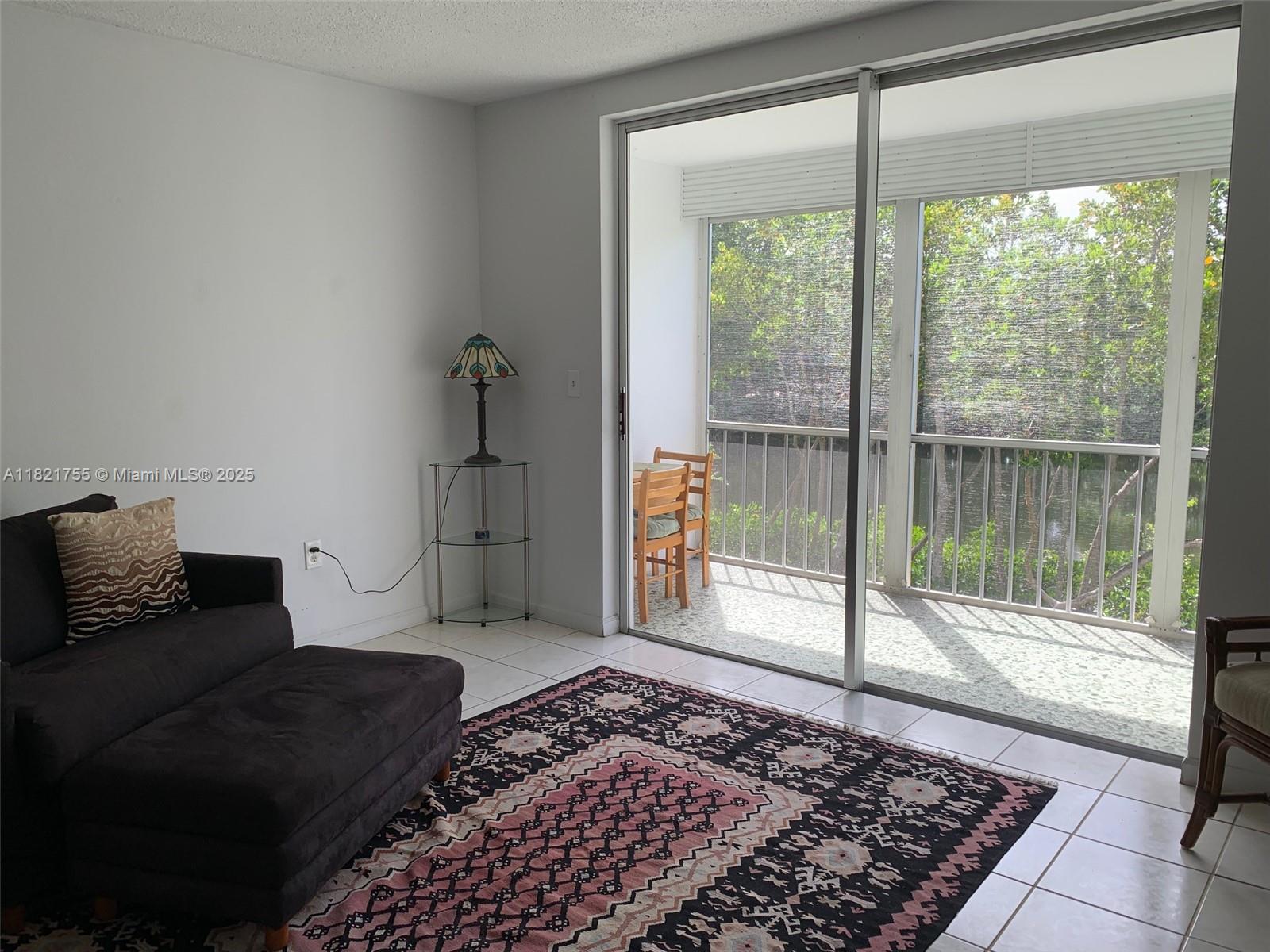 2929 Point East Dr A204, Aventura, Miami-Dade County, Florida - 1 Bedrooms  
1 Bathrooms - 