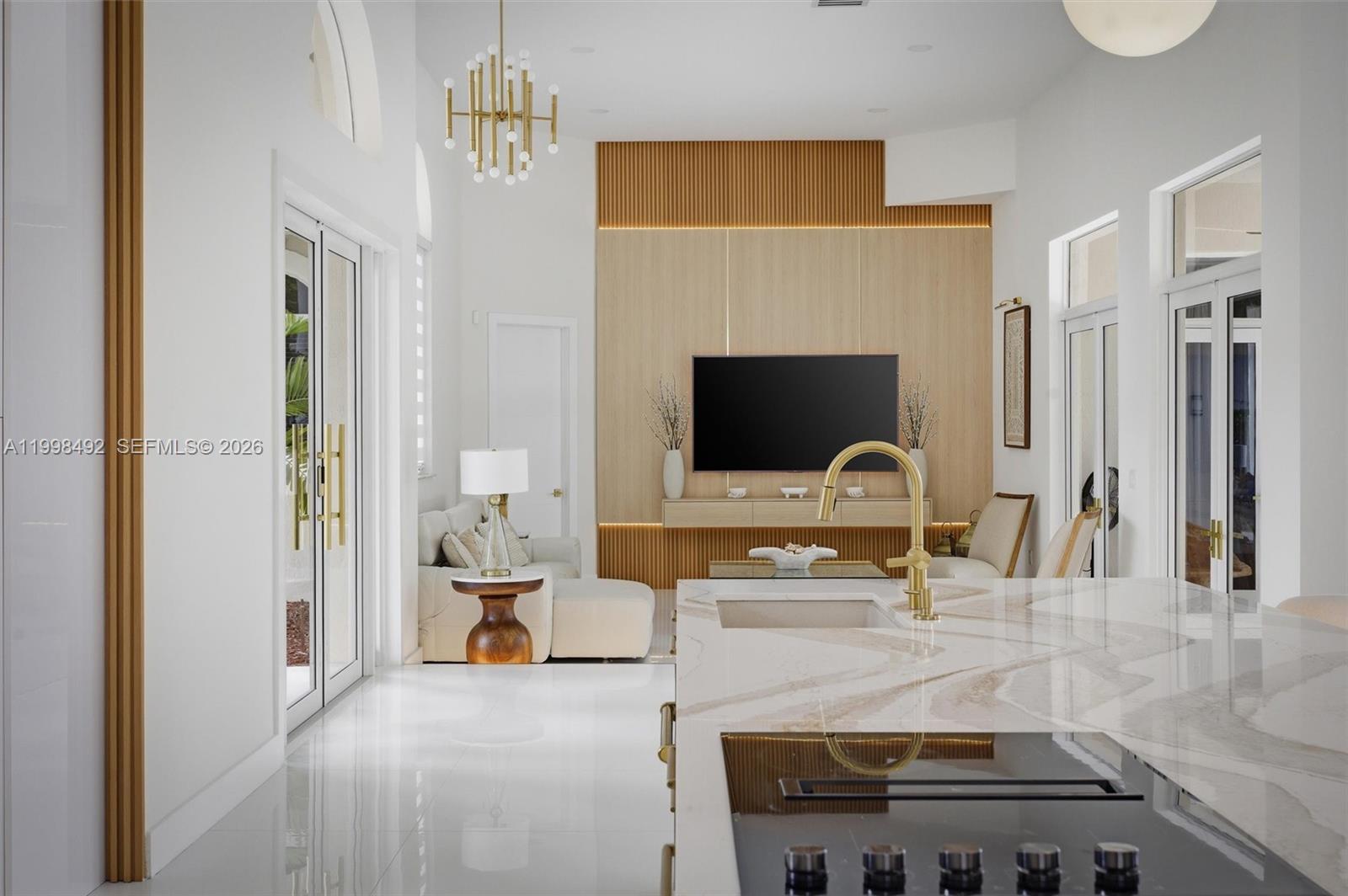 PINEWOOD GROVE - Residential