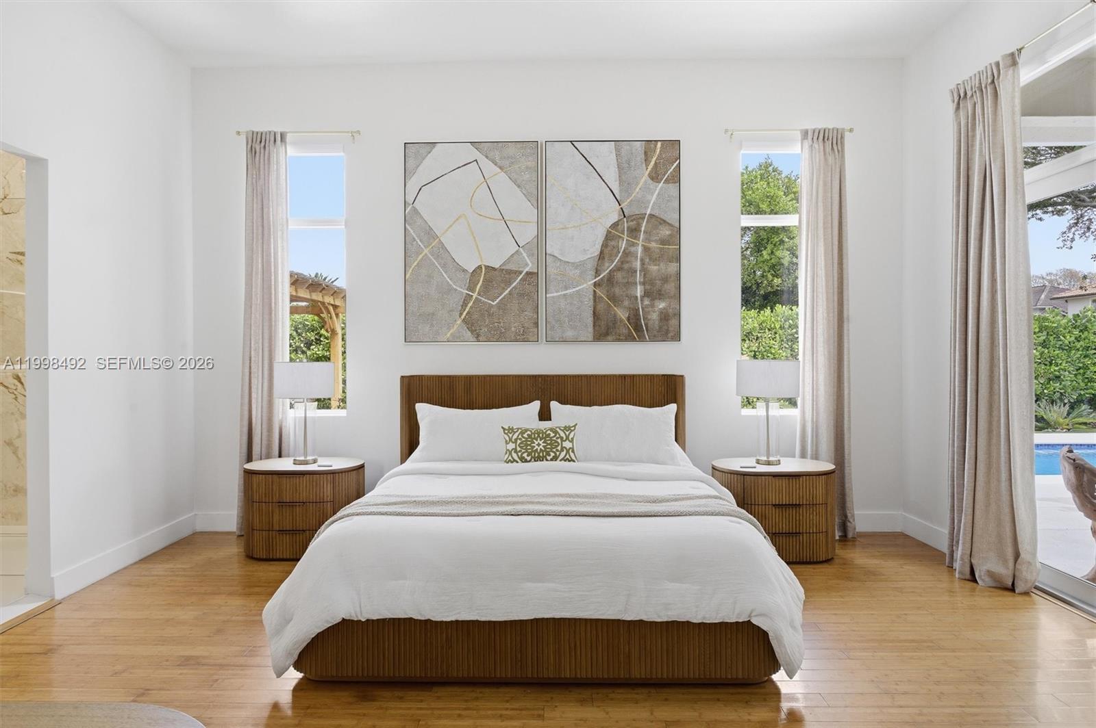 PINEWOOD GROVE - Residential