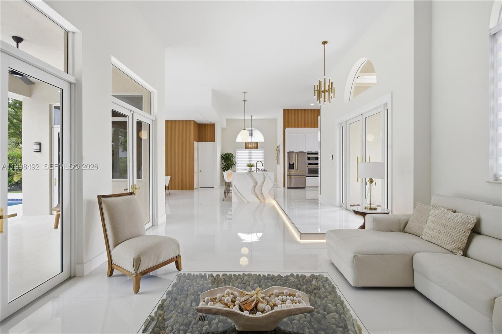 PINEWOOD GROVE - Residential